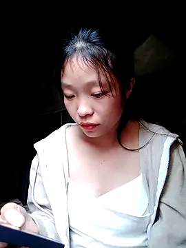 Snapshot of Phuoc_xx chatting on 12/18/25, 03:01 Phuoc xx online show from 12/18/25, 03:01