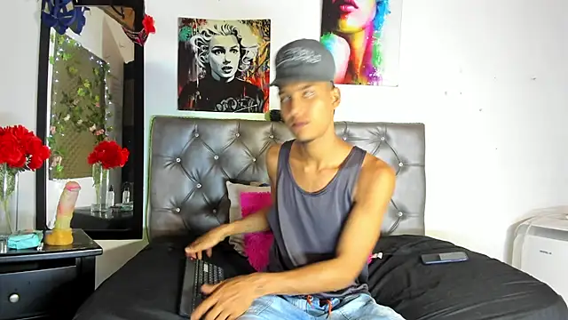 Snapshot of xxKamadevaxx chatting on 11/08/25, 07:34 xxKamadevaxx online show from 11/08/25, 07:34