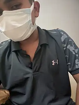 Snapshot of engineerboy14 chatting on 11/01/25, 06:54 engineerboy14 online show from 11/01/25, 06:54