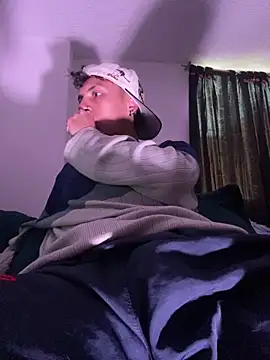 Snapshot of NaytonFreeman chatting on 12/16/25, 11:26 NaytonFreeman online show from 12/16/25, 11:26