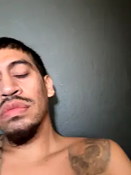 Snapshot of busnfatnutsLildee chatting on 11/02/25, 06:10 busnfatnutsLildee online show from 11/02/25, 06:10