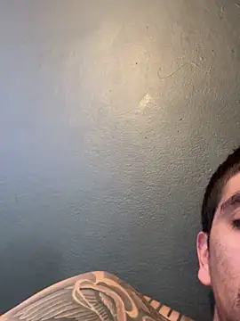 Snapshot of busnfatnutsLildee chatting on 11/11/25, 04:51 busnfatnutsLildee online show from 11/11/25, 04:51