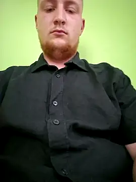 Snapshot of matzezsk chatting on 09/26/25, 11:47 matzezsk online show from 09/26/25, 11:47