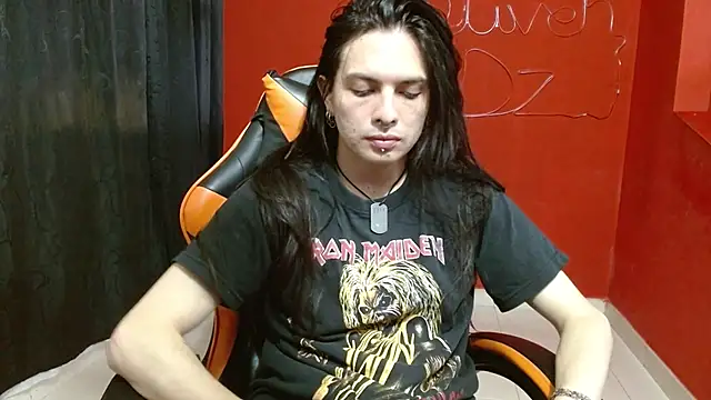 Snapshot of stvn_hot chatting on 11/15/25, 11:43 stvn hot online show from 11/15/25, 11:43