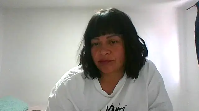 adri89-g online show from 02/21/26, 09:27