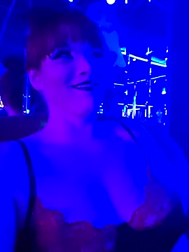 Snapshot of powhatanqueen chatting on 11/01/25, 12:34 powhatanqueen online show from 11/01/25, 12:34