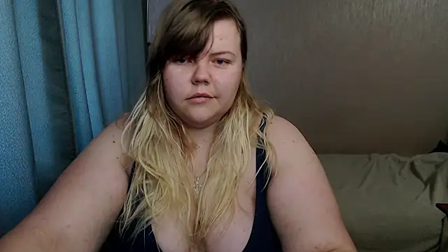 Snapshot of AsmiTKeyn chatting on 10/16/25, 05:19 AsmiTKeyn online show from 10/16/25, 05:19