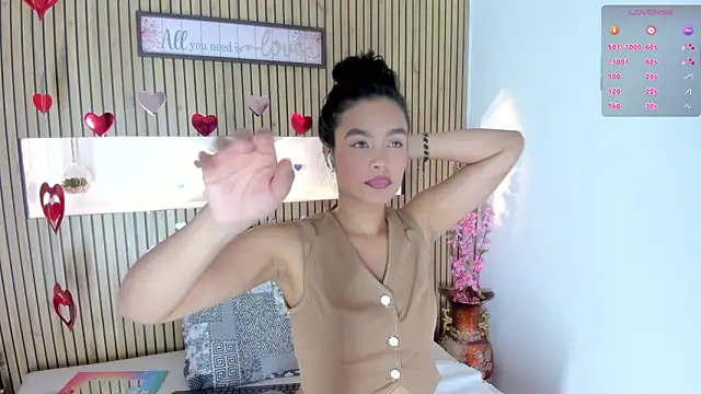 Snapshot of Joy-vergara chatting on 09/23/25, 10:13 Joy-vergara online show from 09/23/25, 10:13