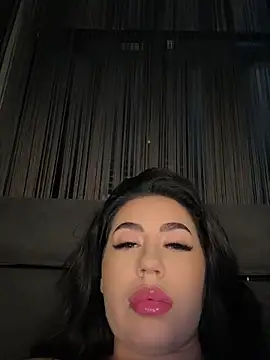 Snapshot of Andrestarr chatting on 06/20/26, 05:49 Andrestarr online show from 06/20/26, 05:49