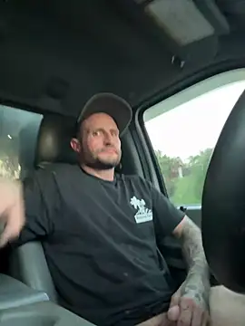 Snapshot of skip69xxx chatting on 12/05/25, 12:41 skip69xxx online show from 12/05/25, 12:41