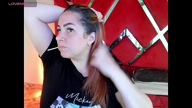 alexiaystive3 online show from 10/04/25, 03:21