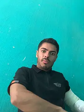 Snapshot of Antoniocogelon chatting on 10/24/25, 04:58 Antoniocogelon online show from 10/24/25, 04:58