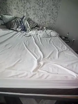 Lokomotivvv0707 online show from 11/22/25, 11:09