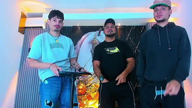 Snapshot of Iam_Steven chatting on 10/05/25, 12:14 Iam Steven online show from 10/05/25, 12:14