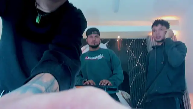 Snapshot of Iam_Steven chatting on 10/10/25, 12:37 Iam Steven online show from 10/10/25, 12:37