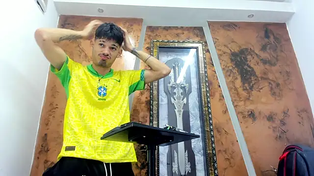 Snapshot of Iam_Steven chatting on 12/15/25, 05:12 Iam Steven online show from 12/15/25, 05:12