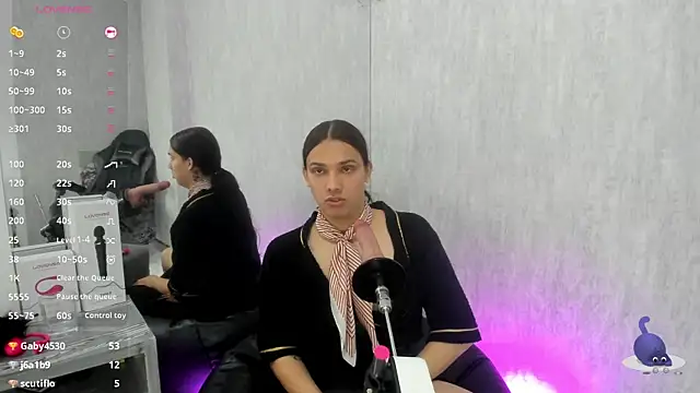 Snapshot of Almaazz chatting on 10/26/25, 07:58 Almaazz online show from 10/26/25, 07:58