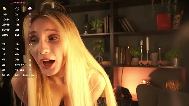 ellliefrost online show from 09/24/25, 01:25