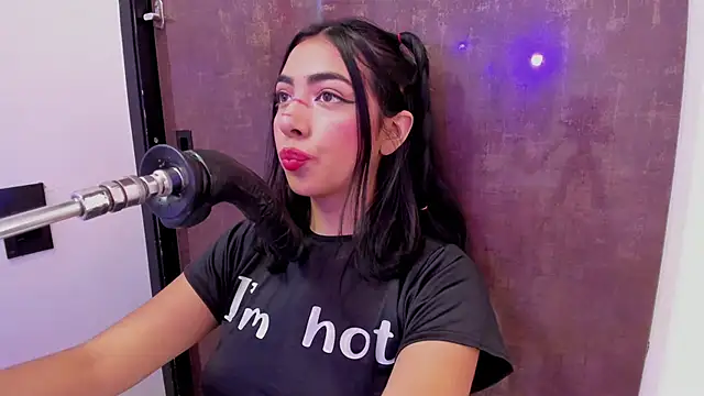 cherry skinny  online show from 04/04/26, 04:11