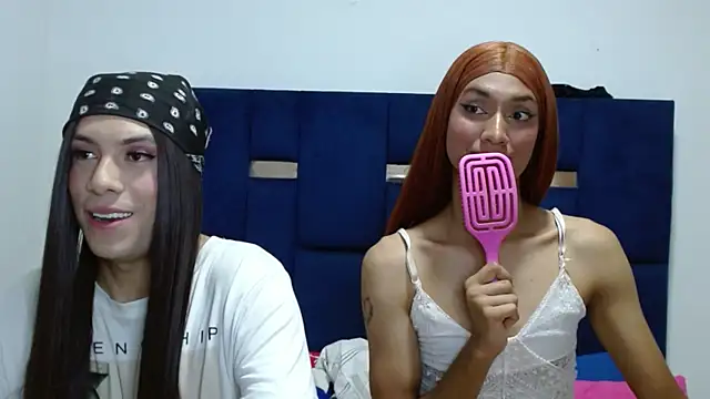 PinkLuna LolaBloom online show from 05/15/26, 11:34