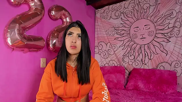 Snapshot of Missmoonstar chatting on 09/15/25, 03:17 Missmoonstar online show from 09/15/25, 03:17