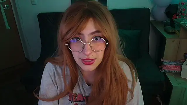 Miacatsito3 online show from 11/21/25, 01:37