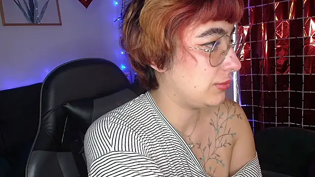 Miacatsito3 online show from 02/25/26, 09:13