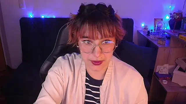 Miacatsito3 online show from 03/17/26, 03:55