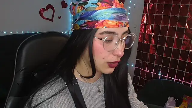 Miacatsito3 online show from 05/24/26, 02:27