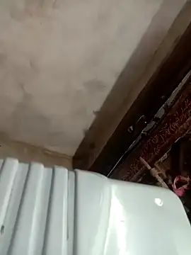 Snapshot of P_prathna chatting on 09/24/25, 07:06 P prathna online show from 09/24/25, 07:06