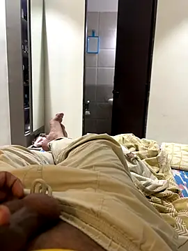 Snapshot of Adityashivani_143 chatting on 09/12/25, 05:40 Adityashivani 143 online show from 09/12/25, 05:40