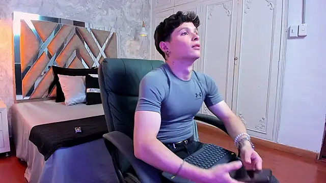 kraven lust online show from 11/15/25, 03:15