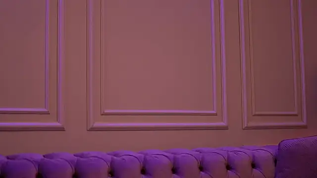 Snapshot of KatieHayes chatting on 10/11/25, 05:55 KatieHayes online show from 10/11/25, 05:55