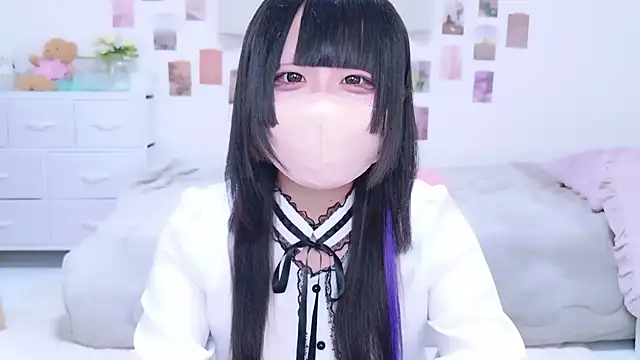 Nano chan  online show from 10/24/25, 10:44