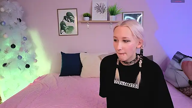 evlica online show from 01/13/26, 02:22