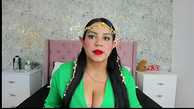 Snapshot of SienaWild chatting on 11/15/25, 04:54 SienaWild online show from 11/15/25, 04:54