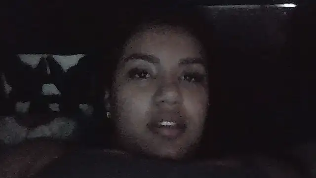 Snapshot of SienaWild chatting on 02/25/26, 09:35 SienaWild online show from 02/25/26, 09:35