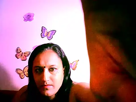 Snapshot of Indiansexyboobs18 chatting on 11/07/25, 07:41 Indiansexyboobs18 online show from 11/07/25, 07:41