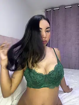 karolaalcendra online show from 01/18/26, 03:54