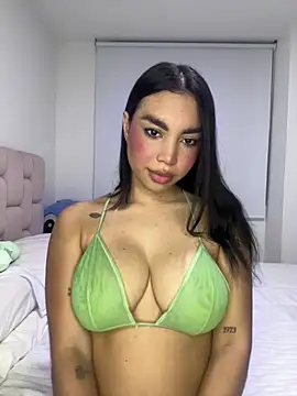 karolaalcendra online show from 03/11/26, 03:12