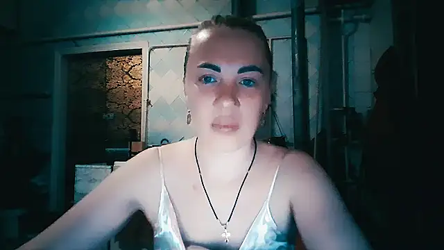 EmmaCat  online show from 04/20/26, 03:59