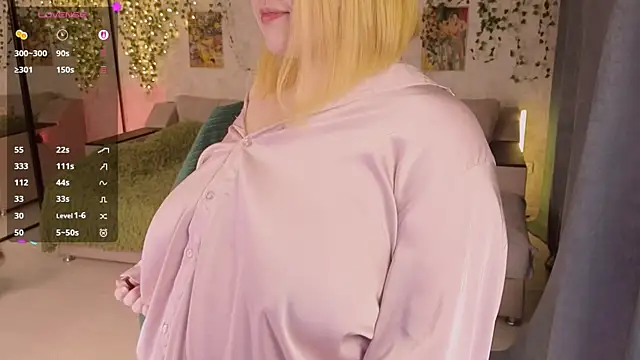 Snapshot of Aki_nohana chatting on 10/25/25, 05:30 Aki nohana online show from 10/25/25, 05:30