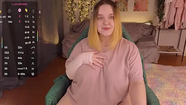 Snapshot of Aki_nohana chatting on 12/01/25, 04:23 Aki nohana online show from 12/01/25, 04:23