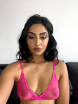 Mia spicyy online show from 11/16/25, 10:10