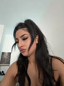 Mia spicyy online show from 08/02/26, 11:08