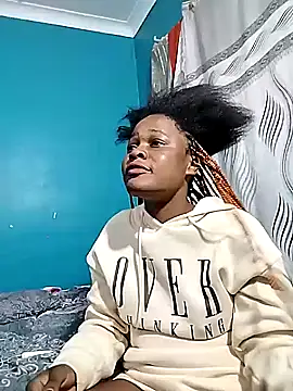 BlondieBitch online show from 11/21/25, 12:10