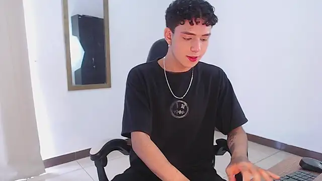 Snapshot of Dalton_Mills chatting on 09/15/25, 03:12 Dalton Mills online show from 09/15/25, 03:12