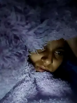 Snapshot of Saloni-Gupta chatting on 01/18/26, 01:09 Saloni-Gupta online show from 01/18/26, 01:09