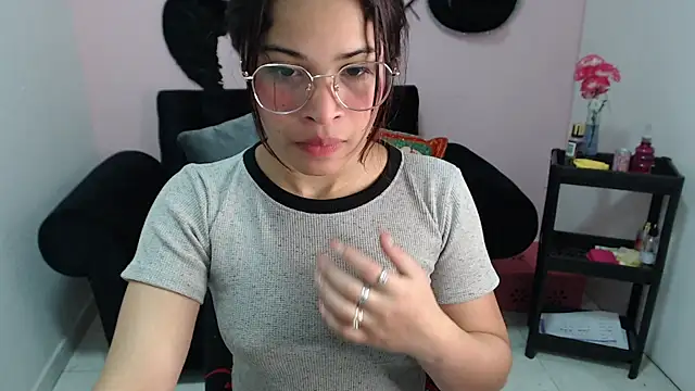 mia sexgirl online show from 12/19/25, 12:34