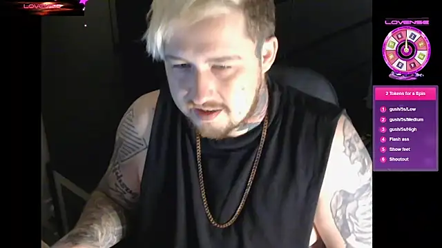Snapshot of ThatAltGuy chatting on 10/15/25, 08:47 ThatAltGuy online show from 10/15/25, 08:47